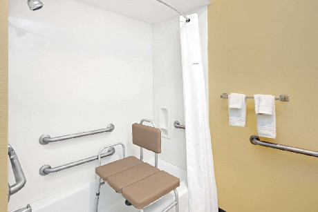 King Non-Smoking Handicap Roll-In Shower